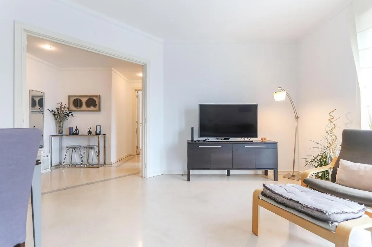 Vita Portucale ! Modern Apartment With Garage Lisbon