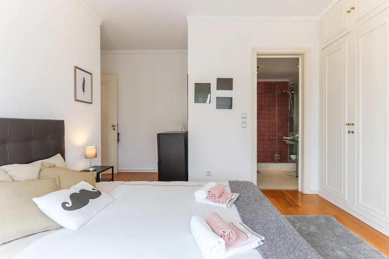 Vita Portucale ! Modern Apartment With Garage Lisbon